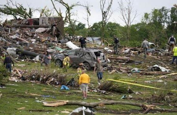 Devastating-Tornado-Tears-Through-Greenfield-Iowa-1-1