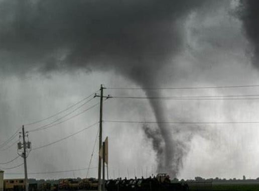 Devastating-Tornado-Tears-Through-Greenfield-Iowa-1-2